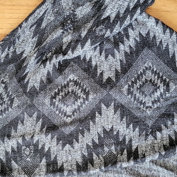 Windsor Aztec Batwing Sweater - Picture 2 of 5